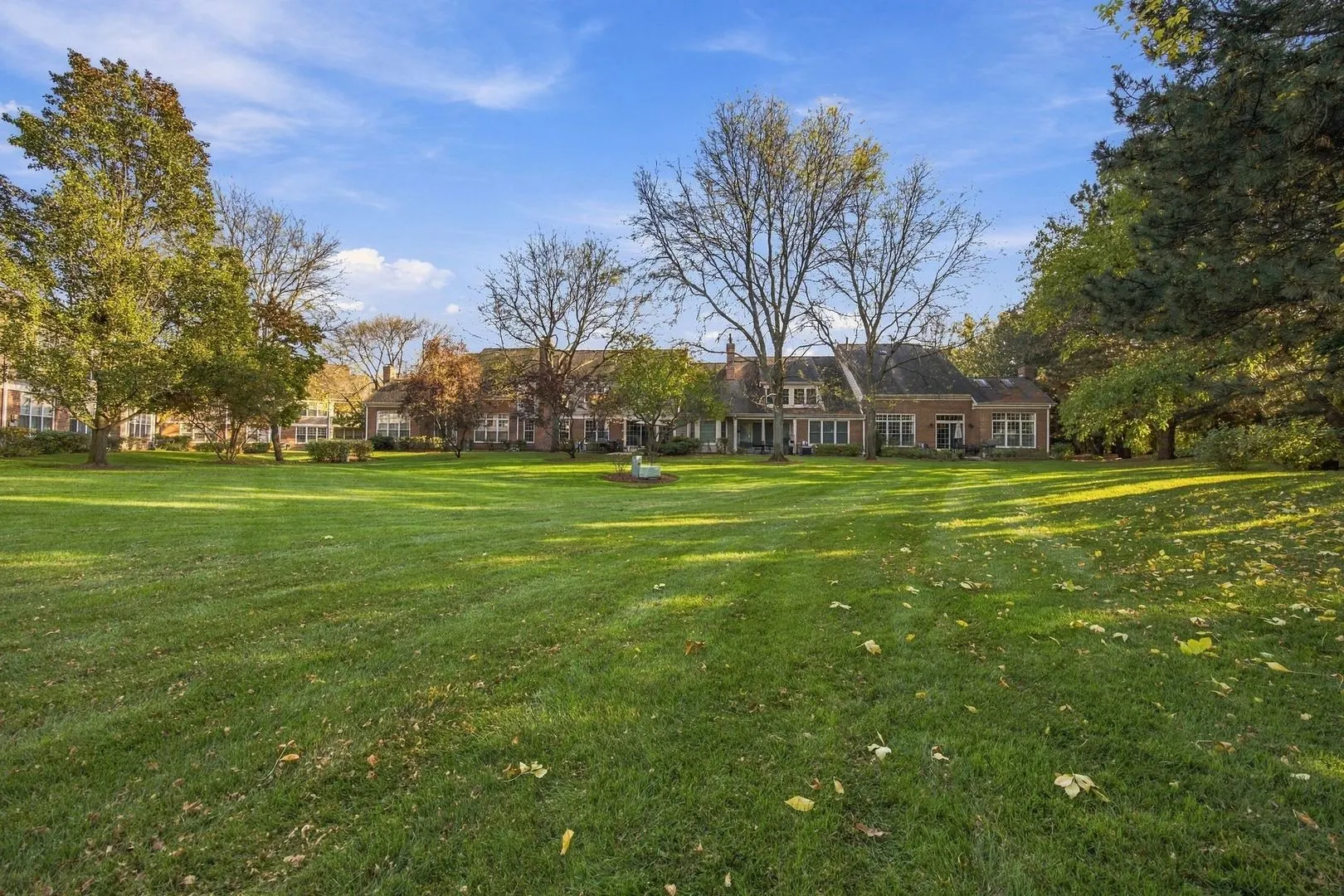 112 Rutgers Court IL