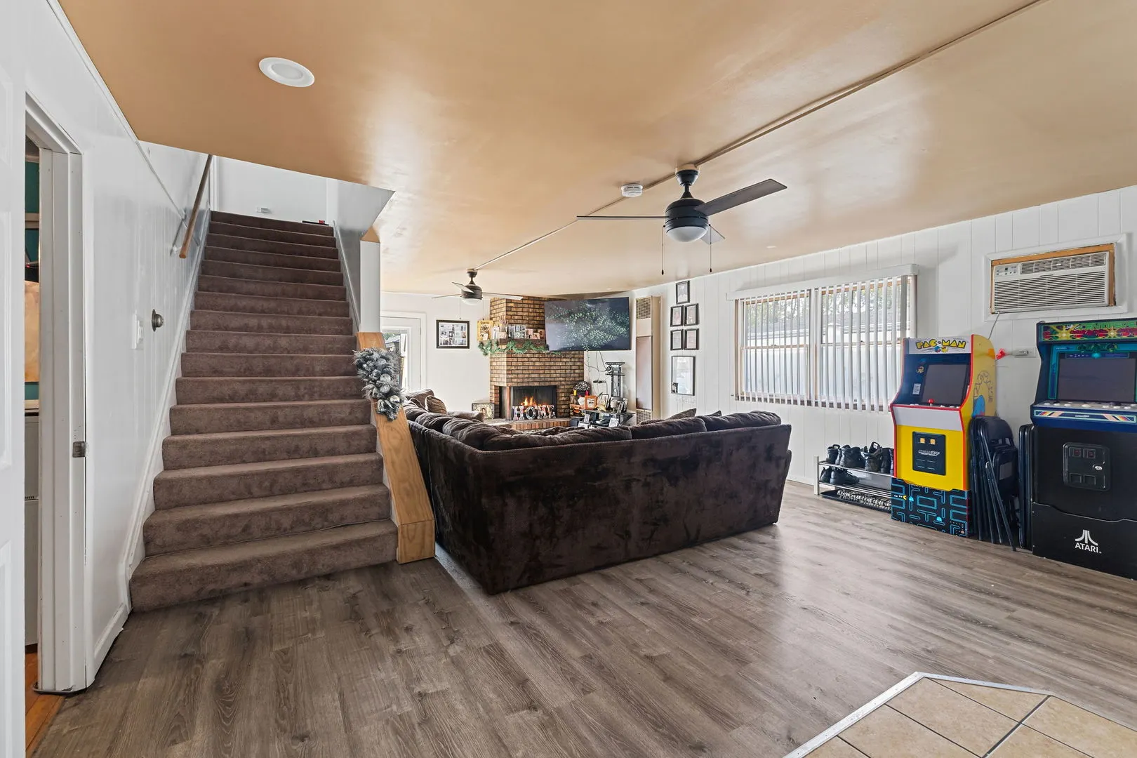 281 Green Street IL