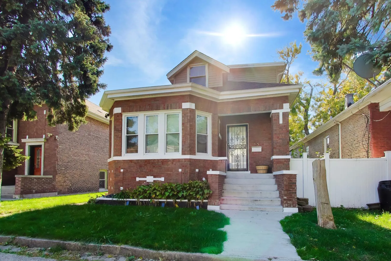 605 E 89th Place IL