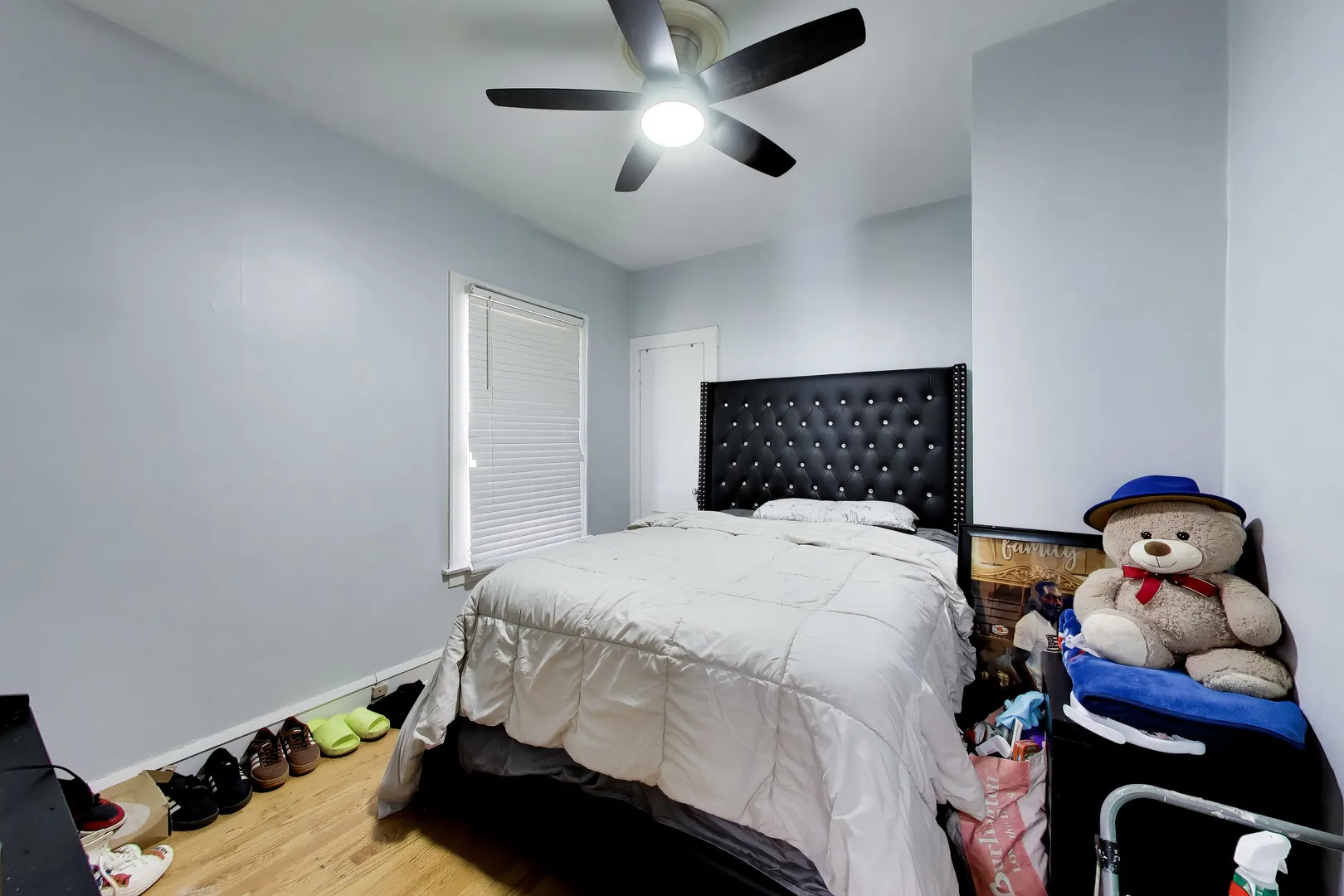 605 E 89th Place IL