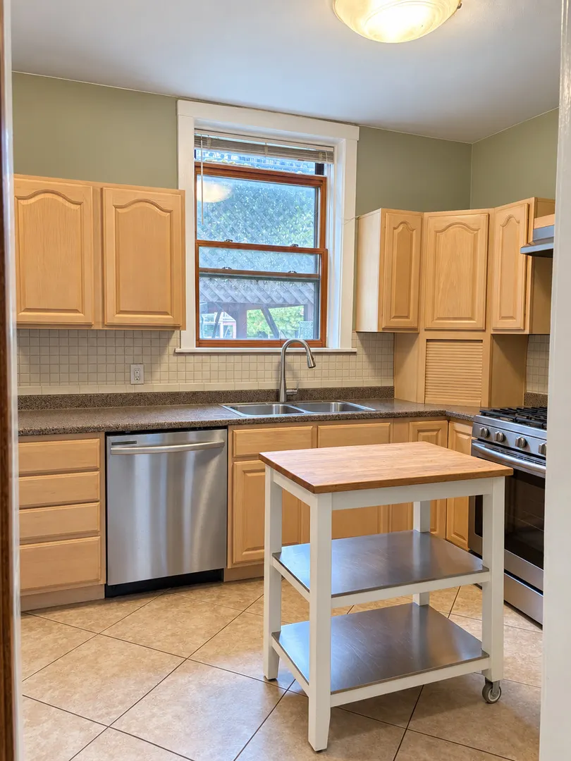 4229 N Ashland Avenue IL #1
