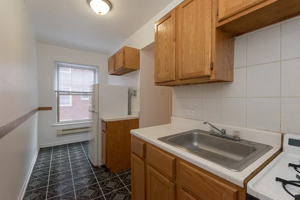 3263 W Wrightwood Avenue IL #2S