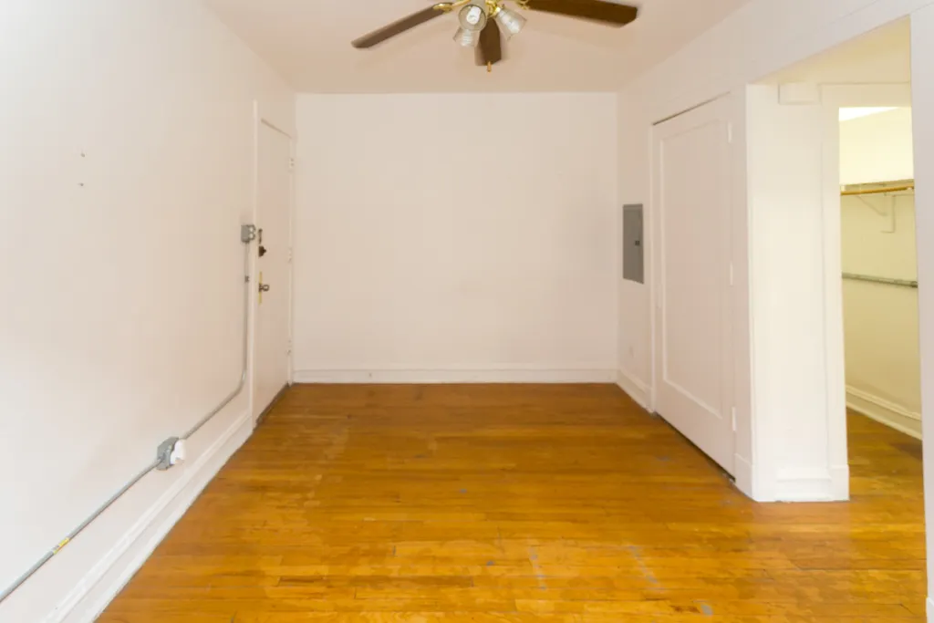 3257 W Wrightwood Avenue IL #2D