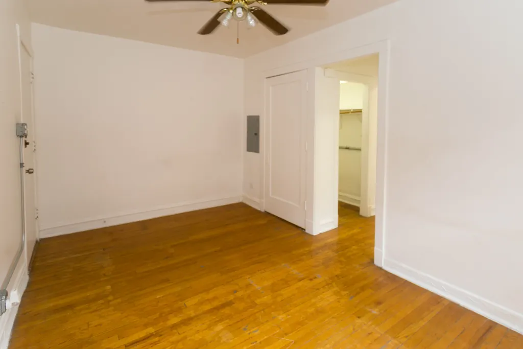 3257 W Wrightwood Avenue IL #2D