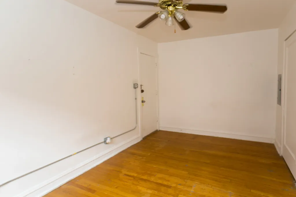 3257 W Wrightwood Avenue IL #2D