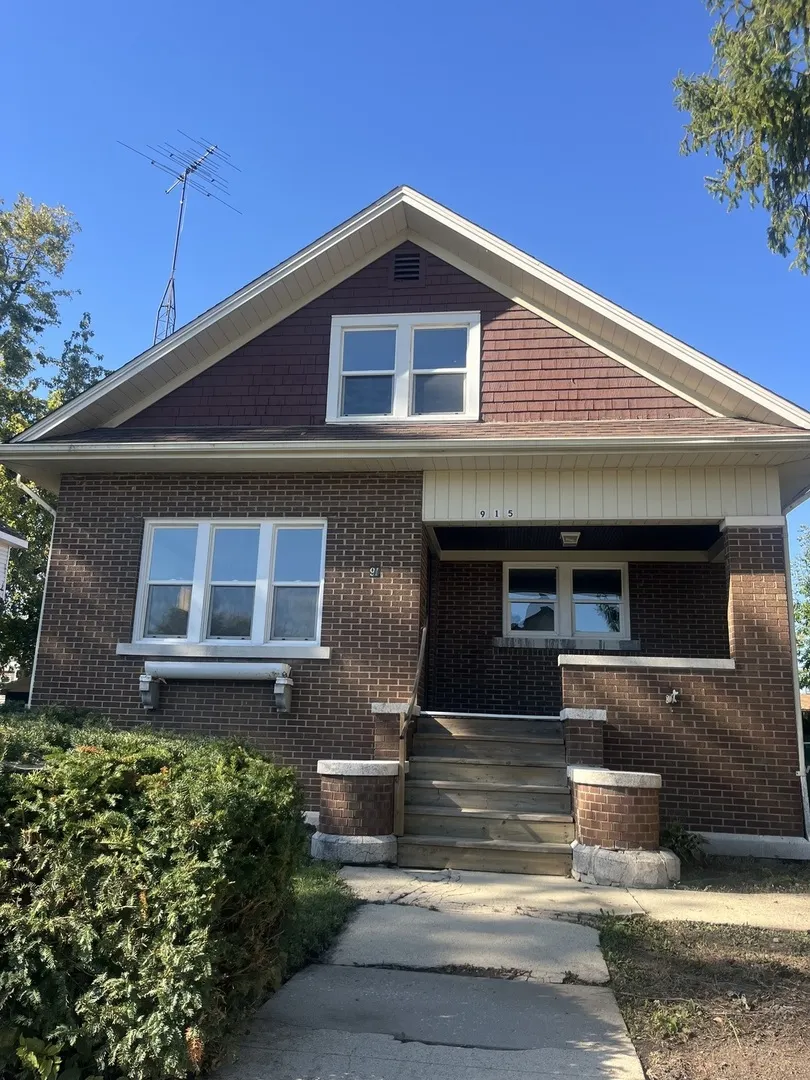 915 N Vine Street IL