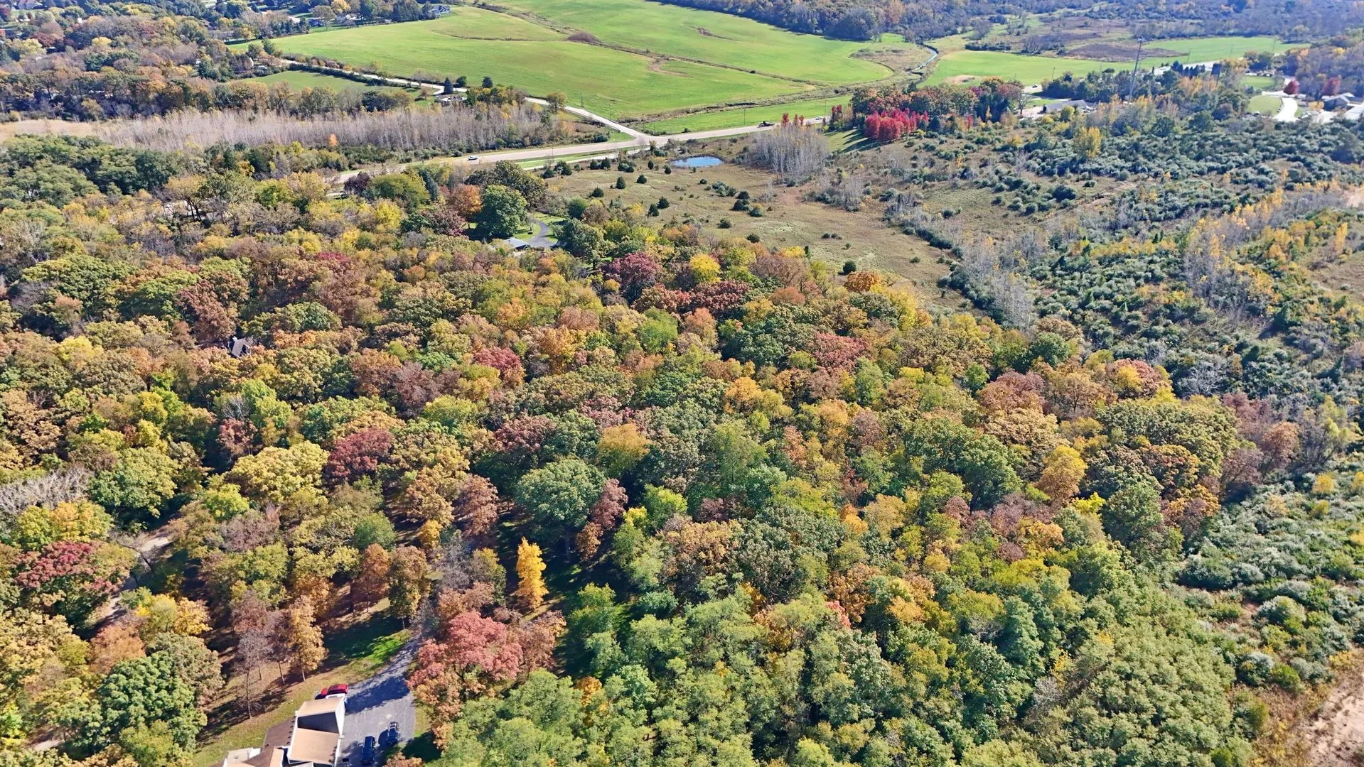 0s810 Autumn Woods Lane IL