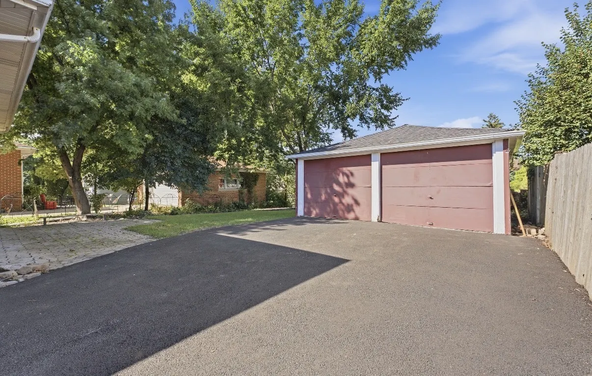 9 Ridge Road IL