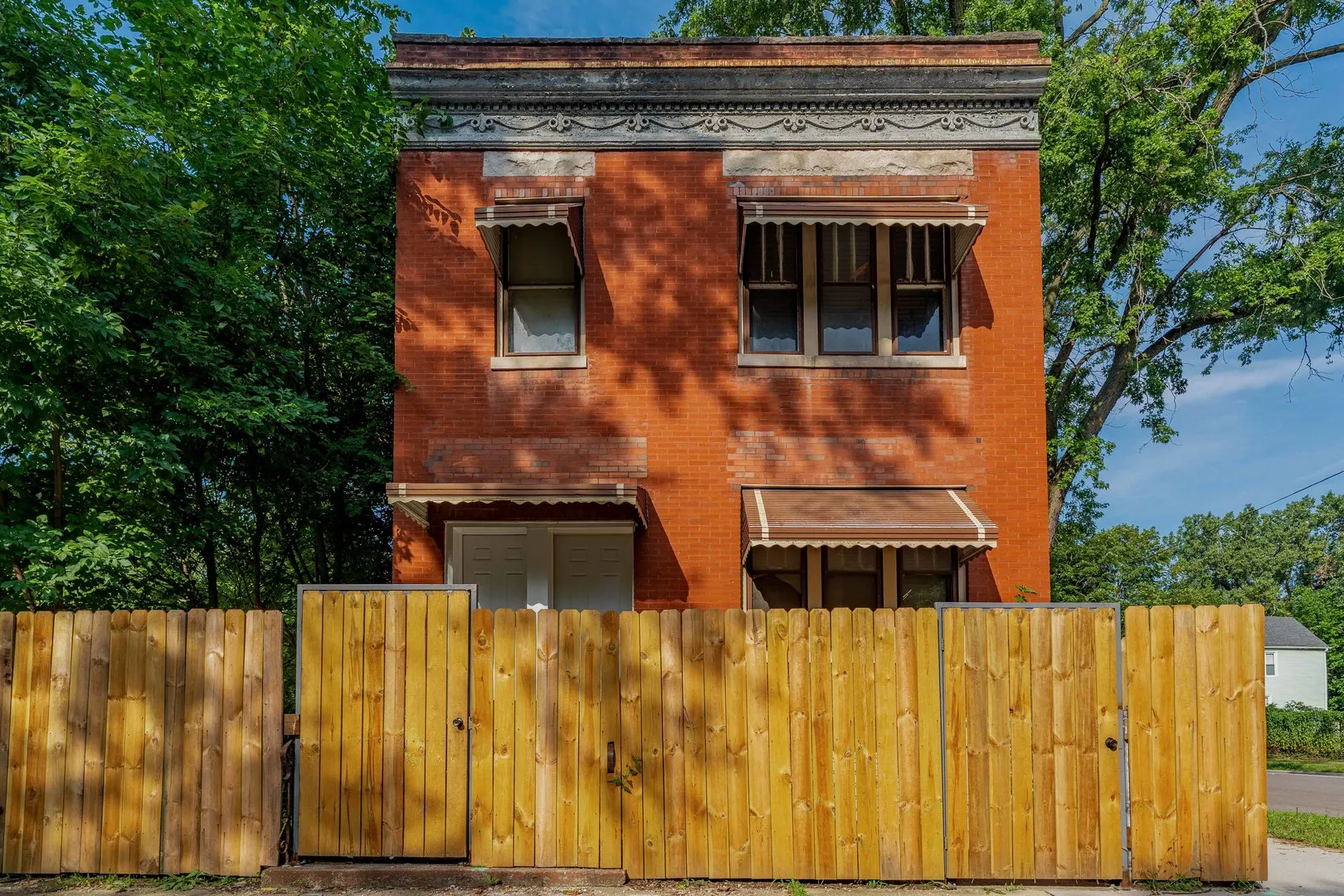 5300 S Peoria Street IL