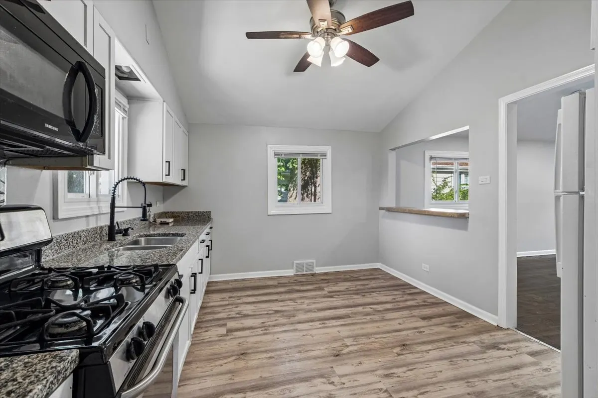 15218 Hastings Drive IL