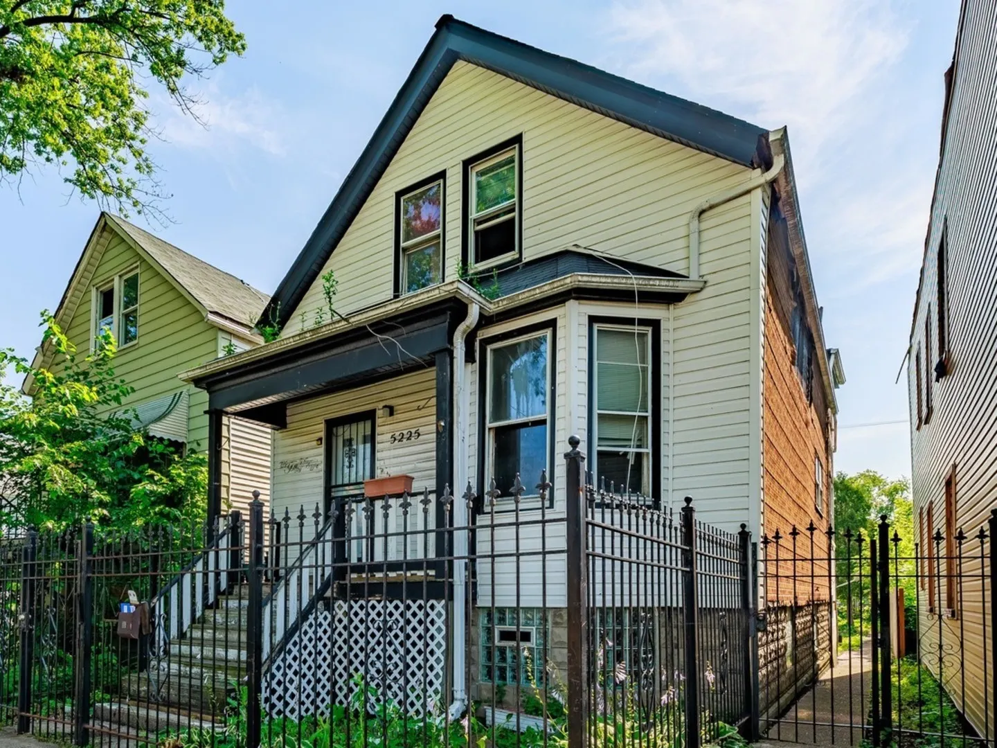 5225 S Wood Street IL