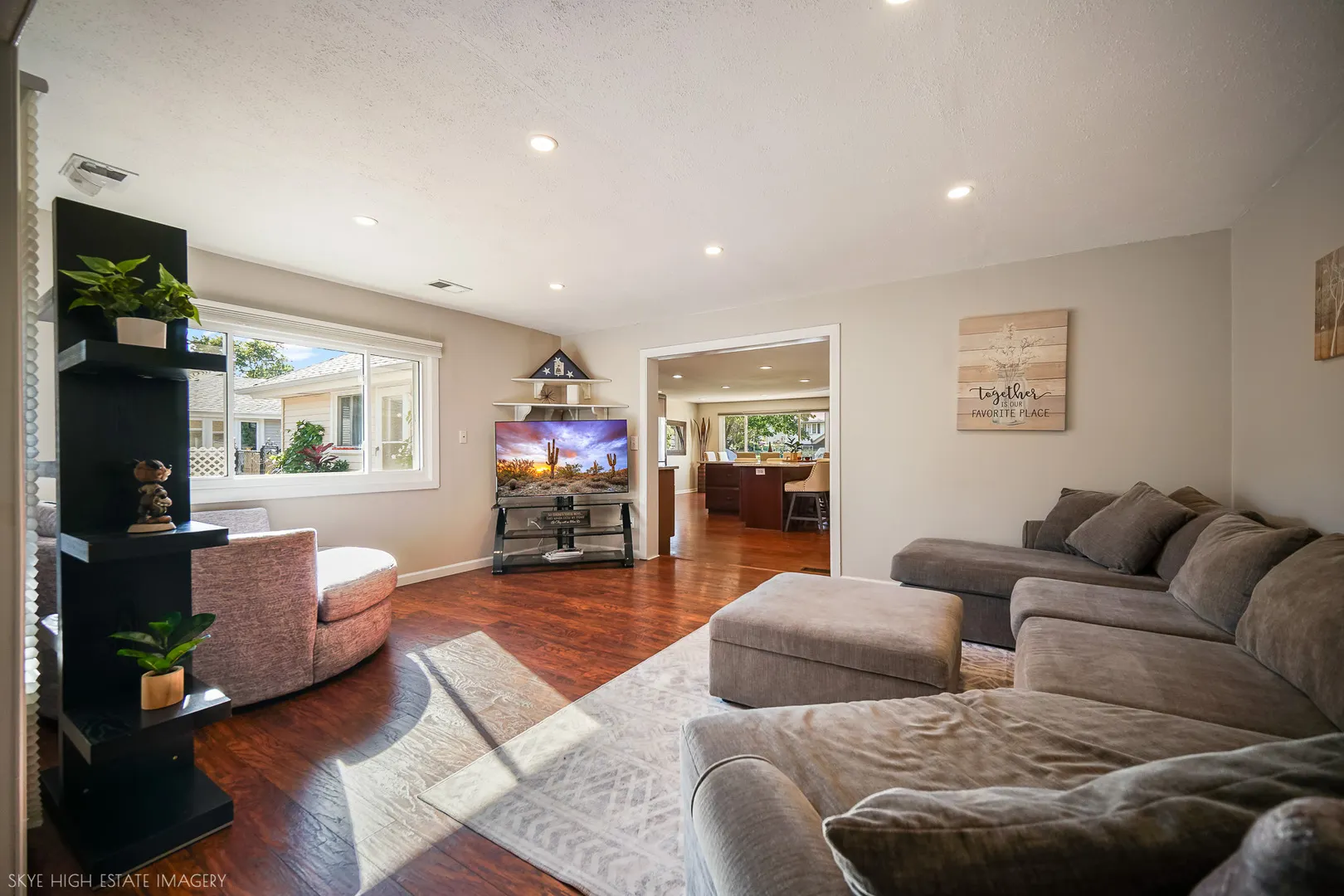 1027 Country Club Lane IL