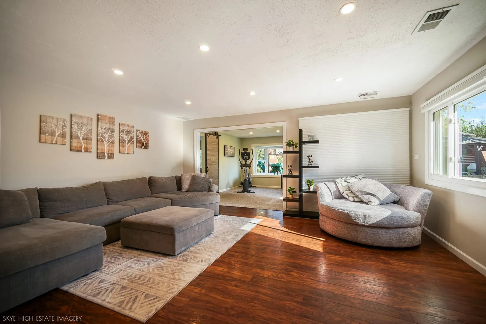 1027 Country Club Lane IL