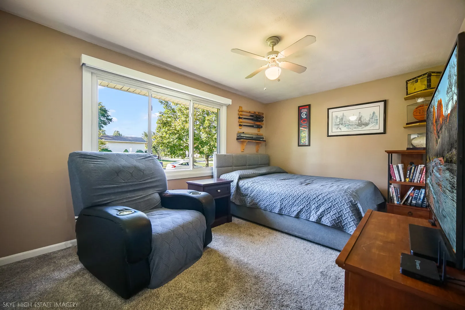 1027 Country Club Lane IL