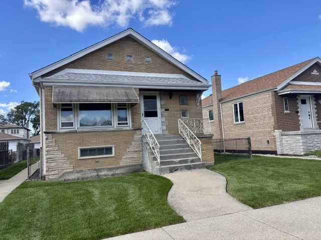 5744 S Menard Avenue IL
