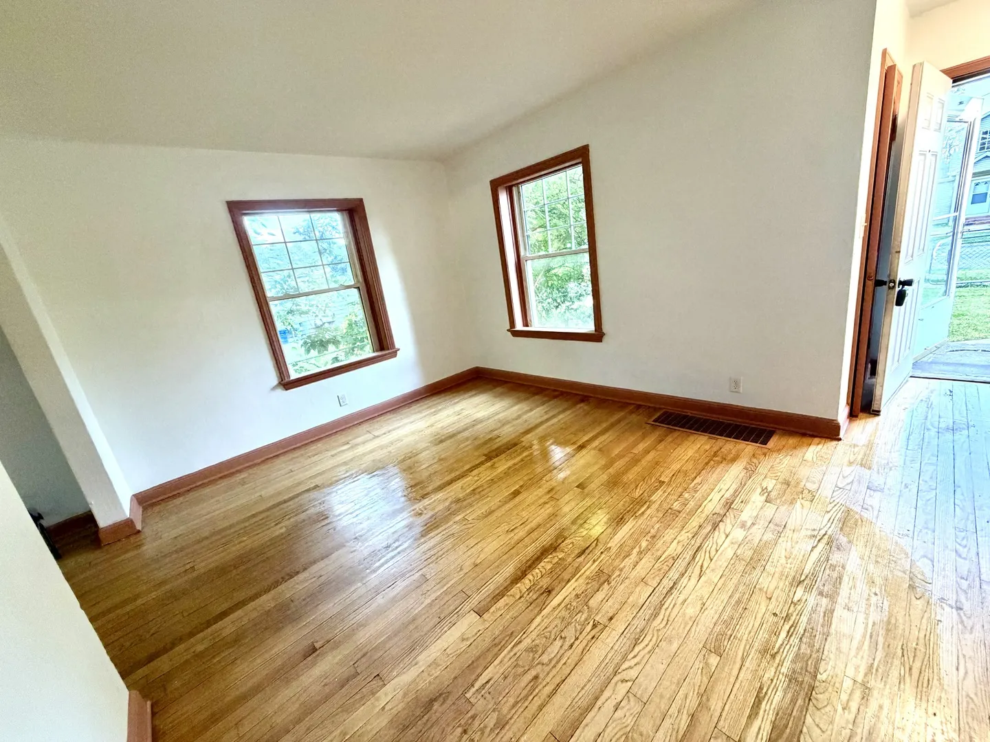 1613 Green Street IL #1613