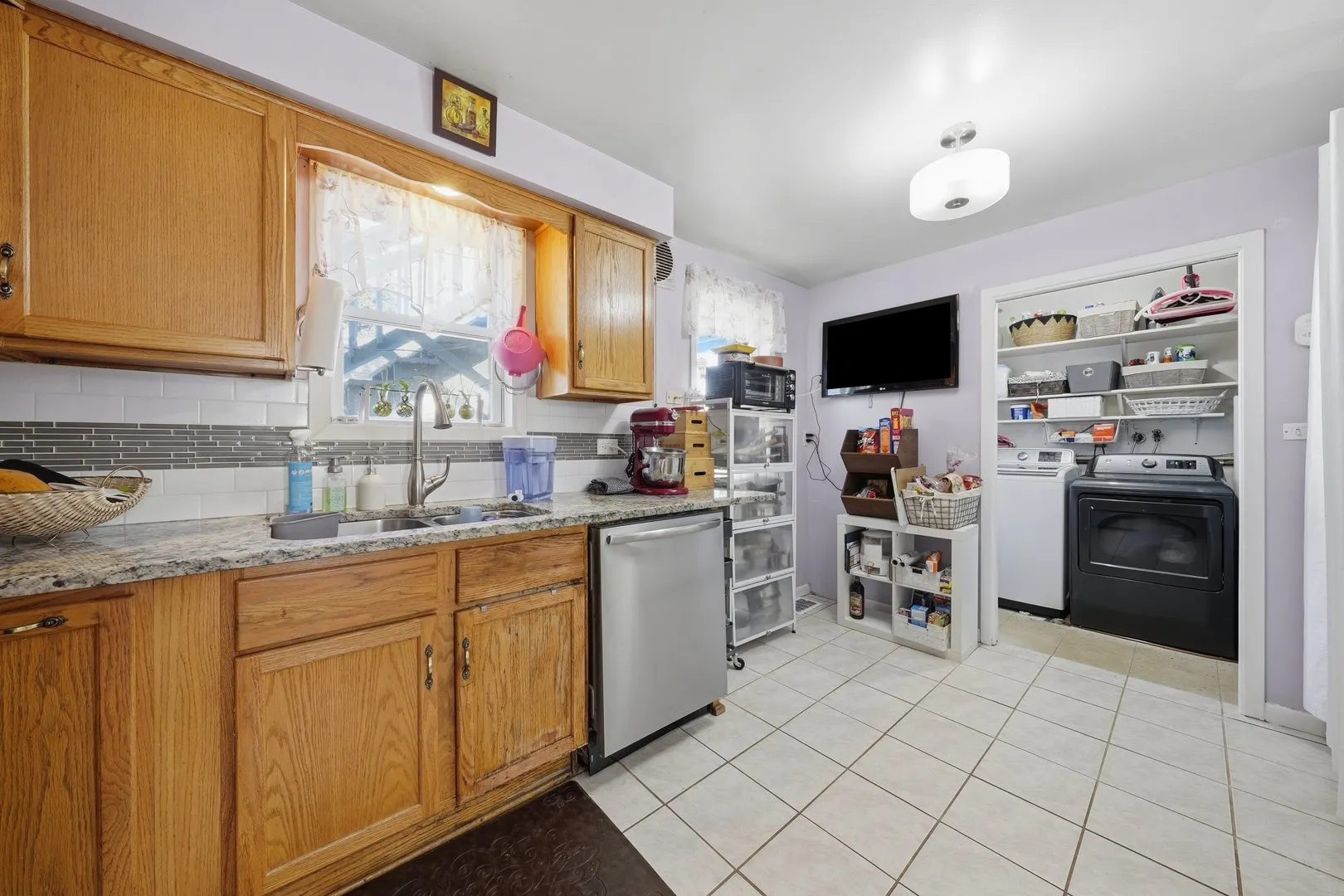 620 E MAPLE Street IL