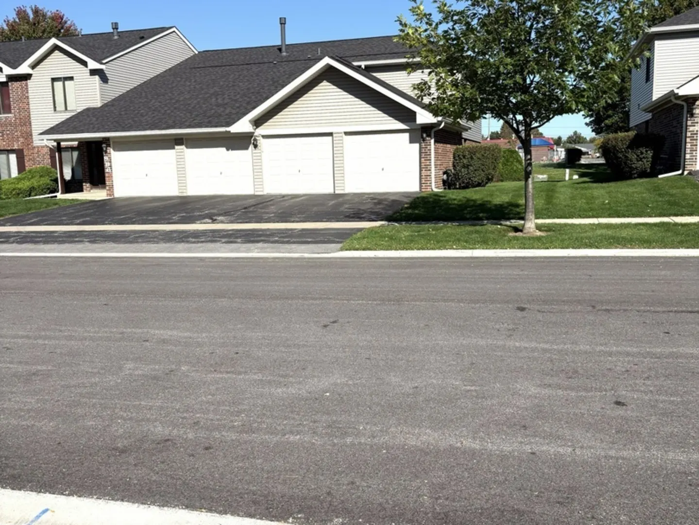 966 Cross Creek Drive IL #A1