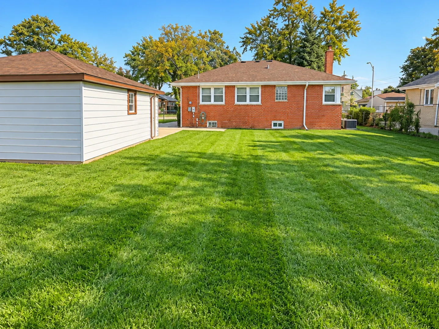 4408 N Redwood Drive IL