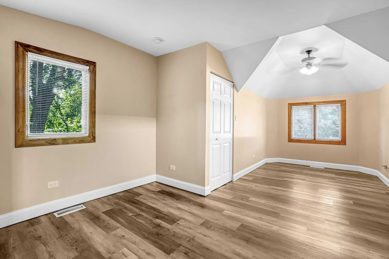 7555 W 105th Street IL