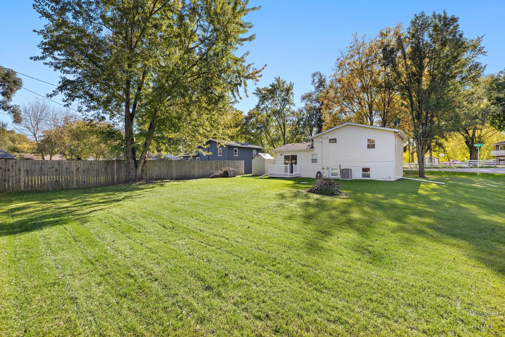 2524 Clara Street IL