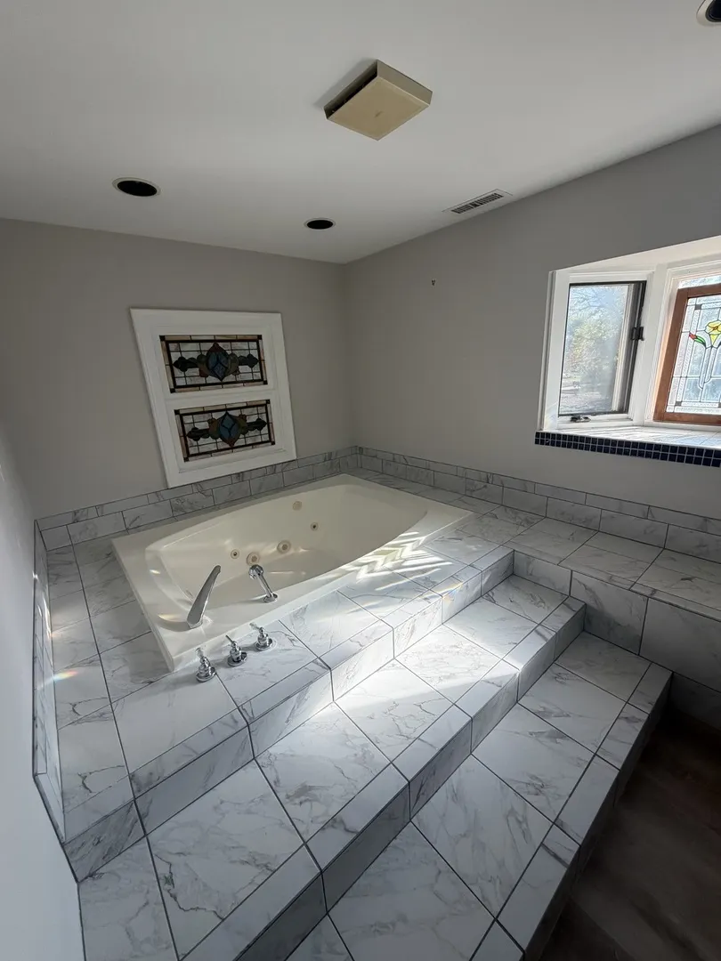 18 Glenoble Court IL #0
