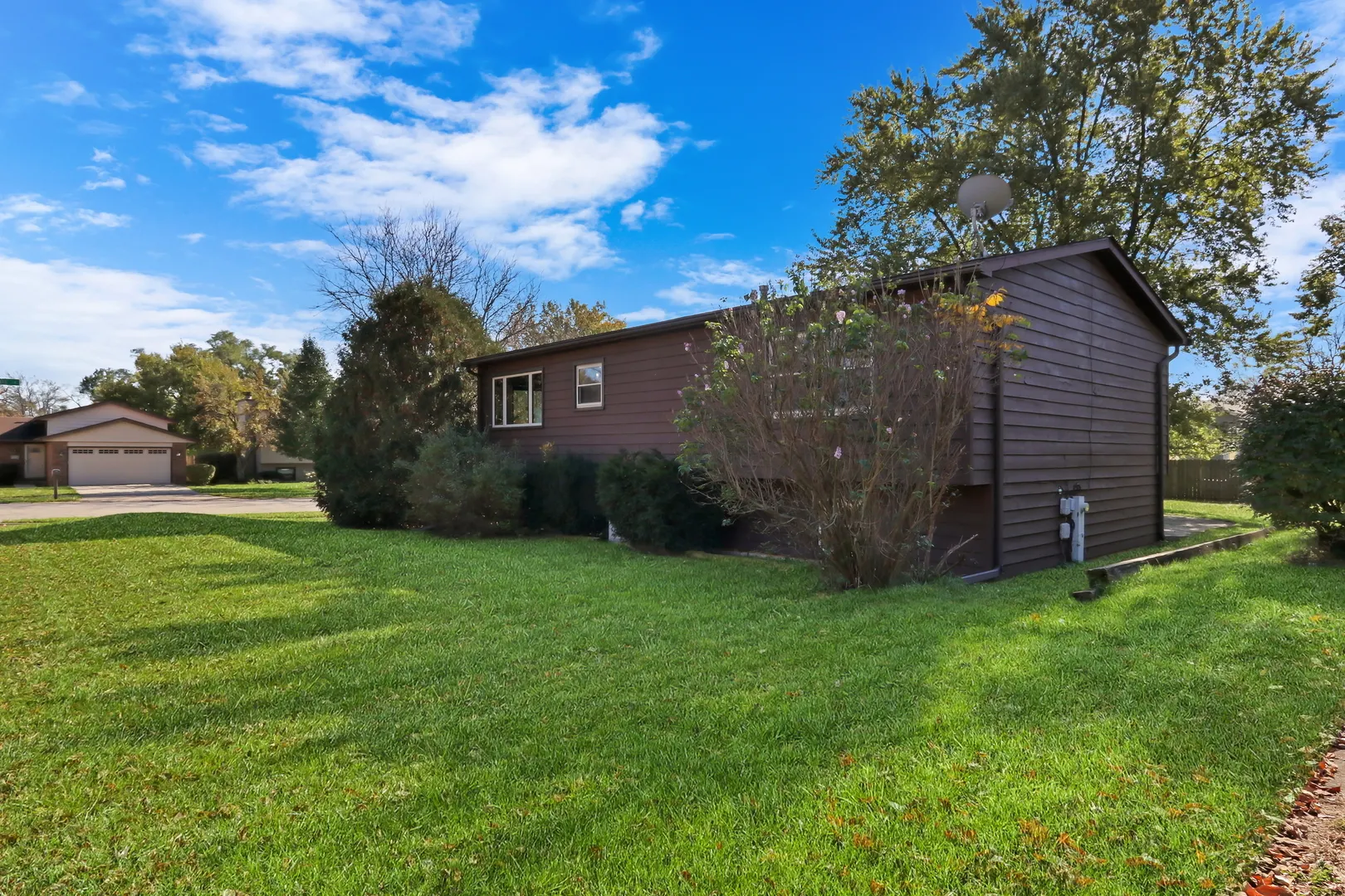 3320 Burr Oak Drive IL
