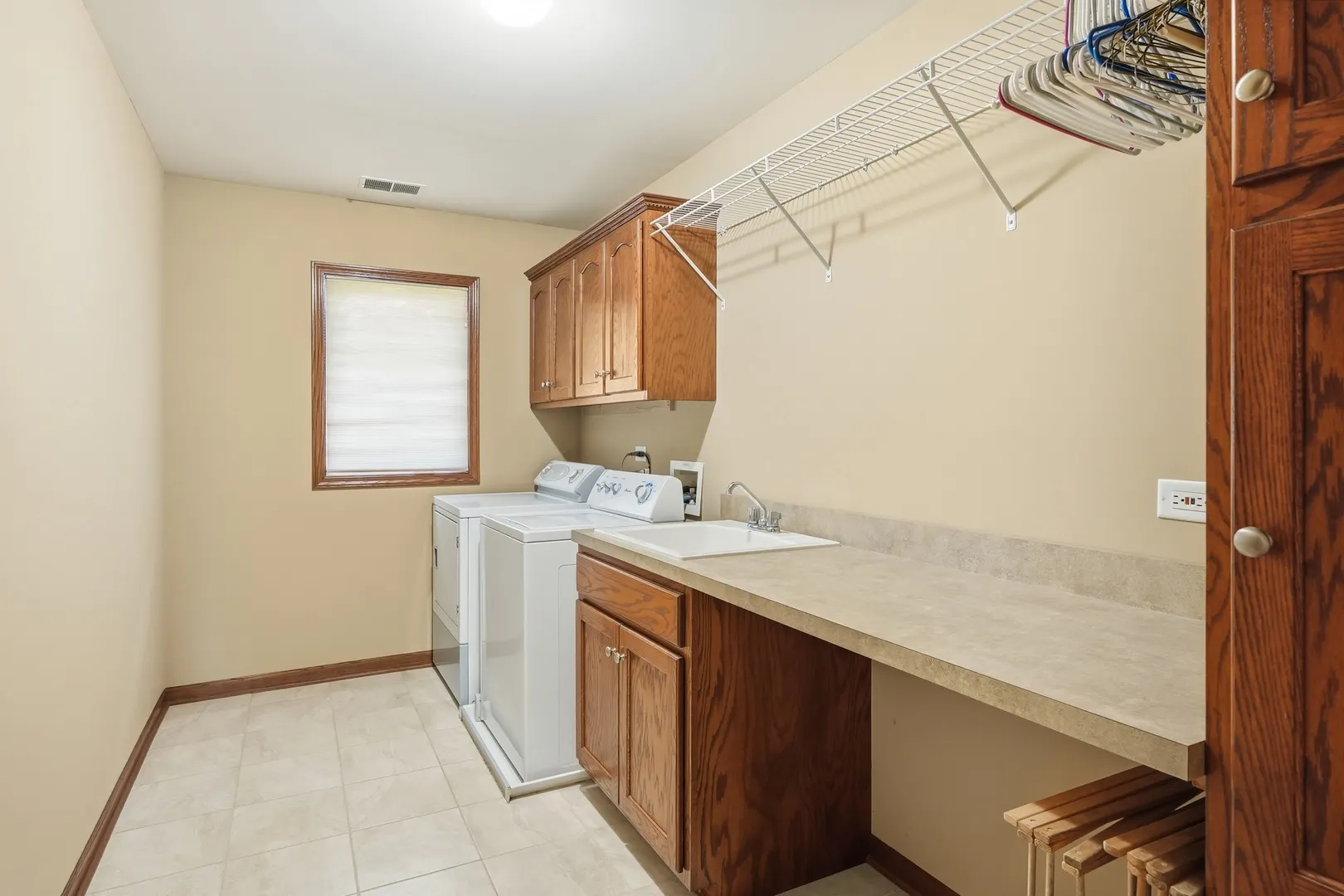 20015 Red Oak Drive IL
