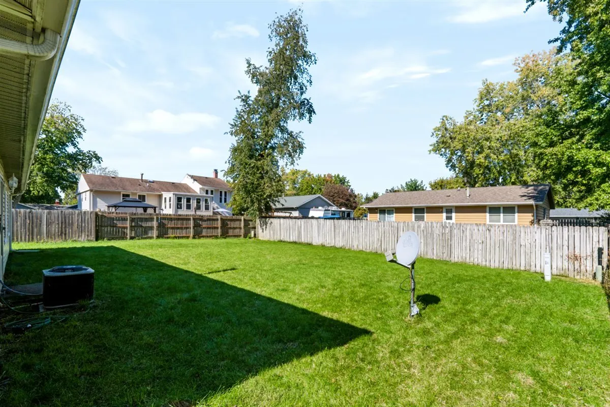 3306 W Daniel Street IL
