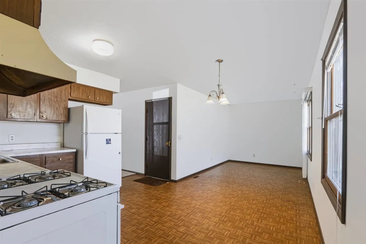 3306 W Daniel Street IL