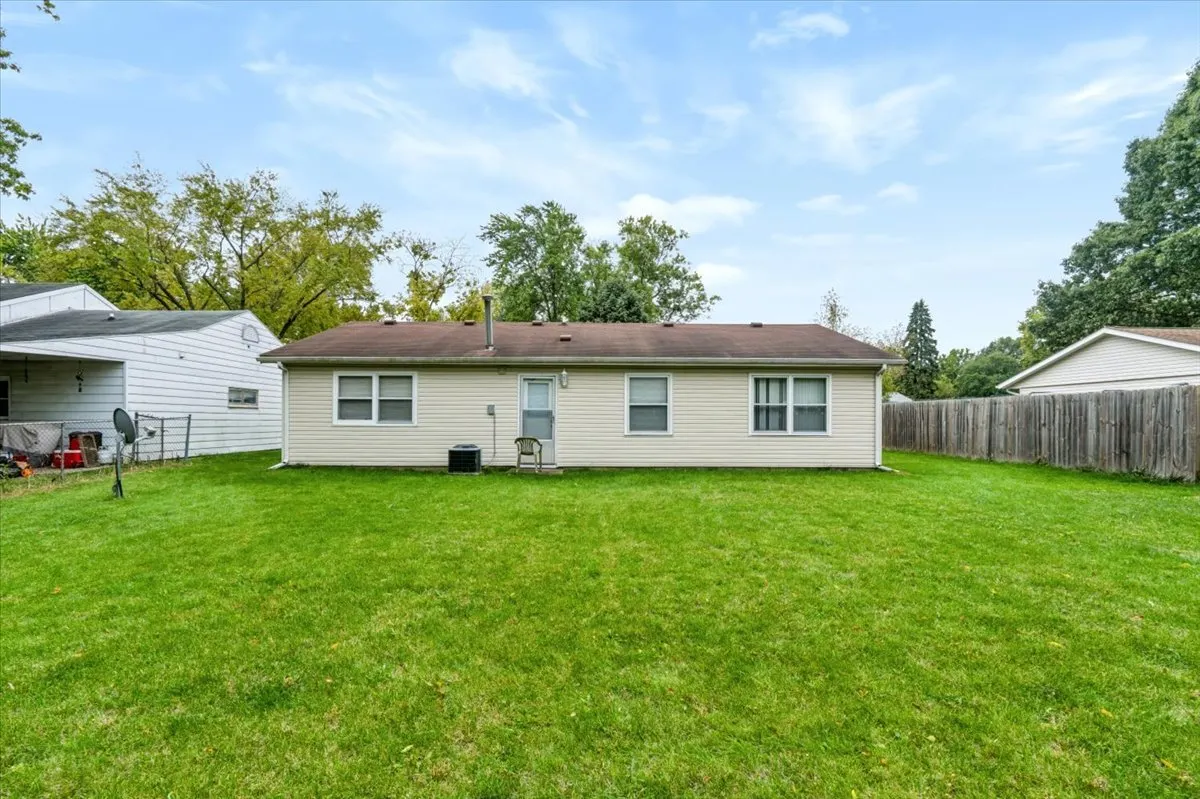 3306 W Daniel Street IL