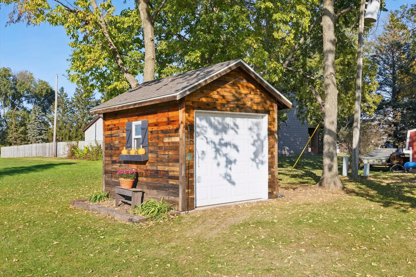 1556 4th Avenue IA