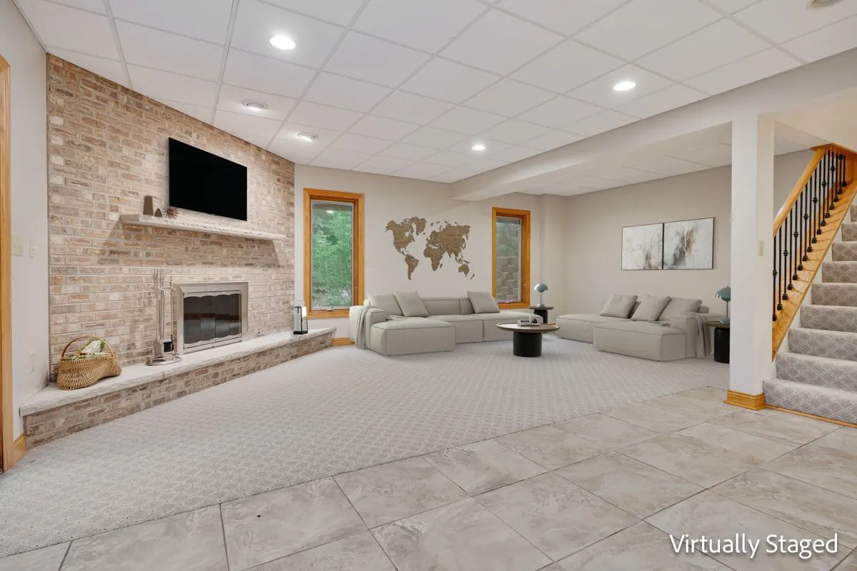 8811 Ryan Court IL