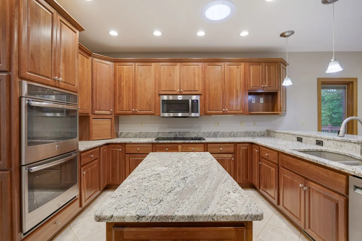 8811 Ryan Court IL