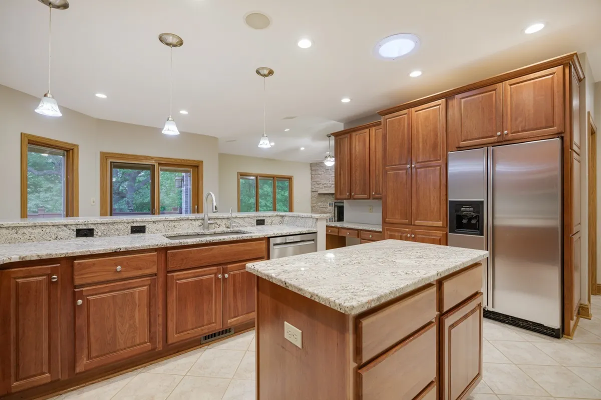 8811 Ryan Court IL
