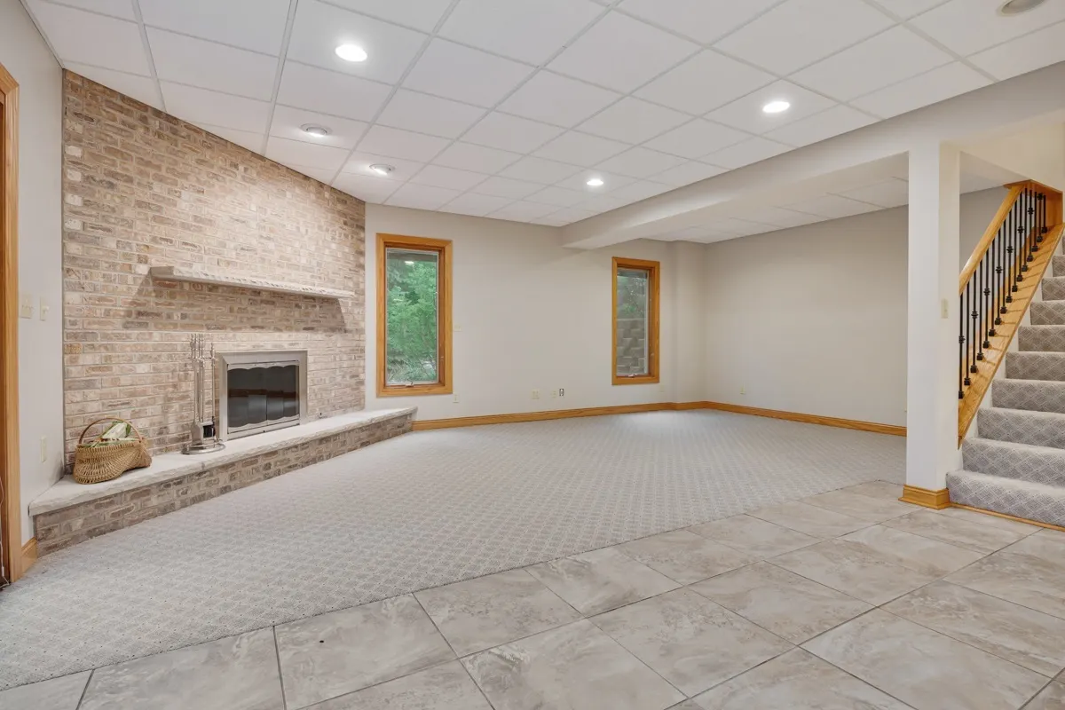 8811 Ryan Court IL