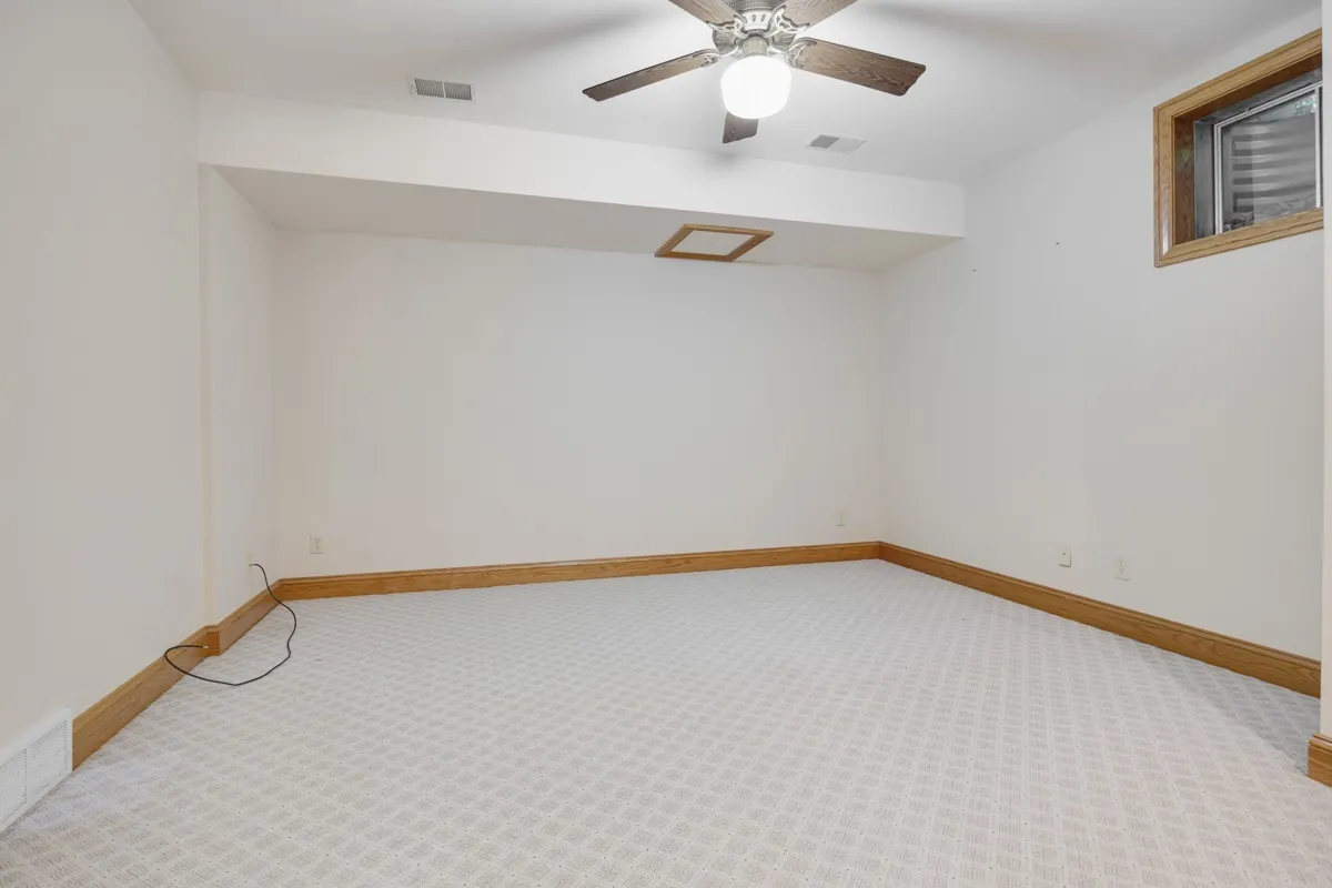 8811 Ryan Court IL