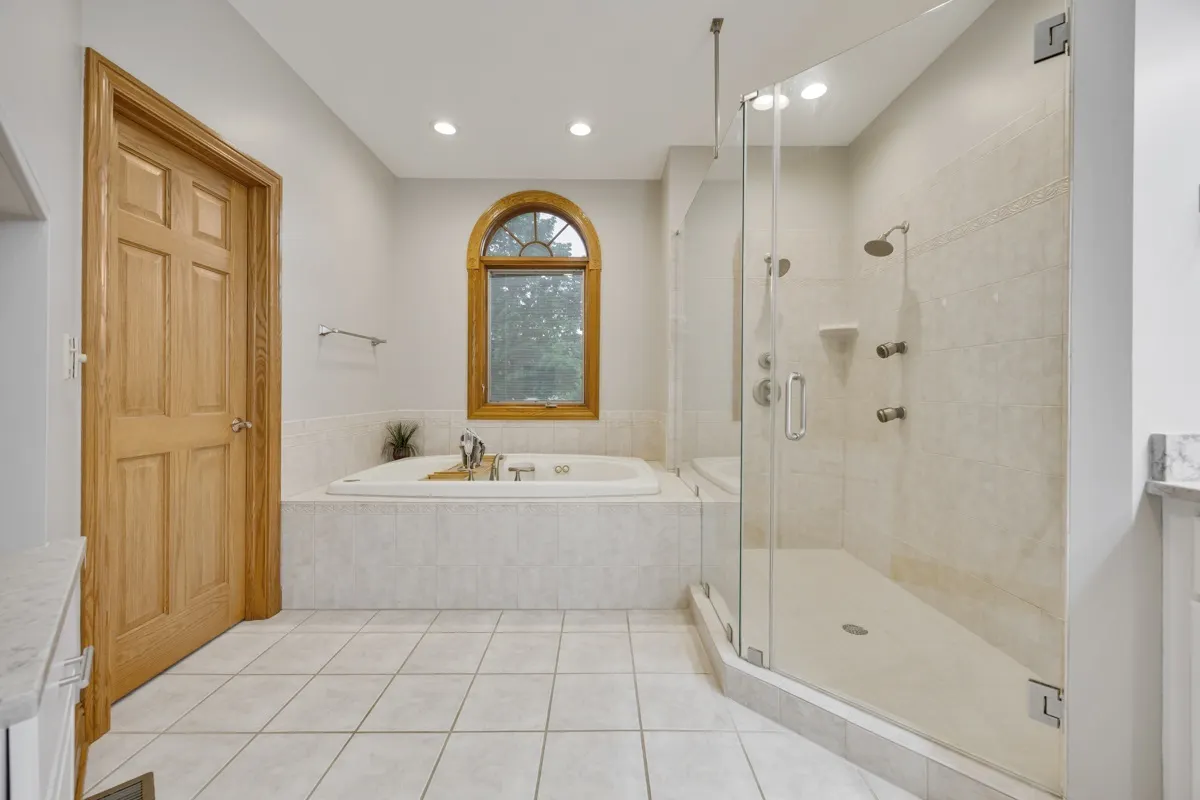 8811 Ryan Court IL