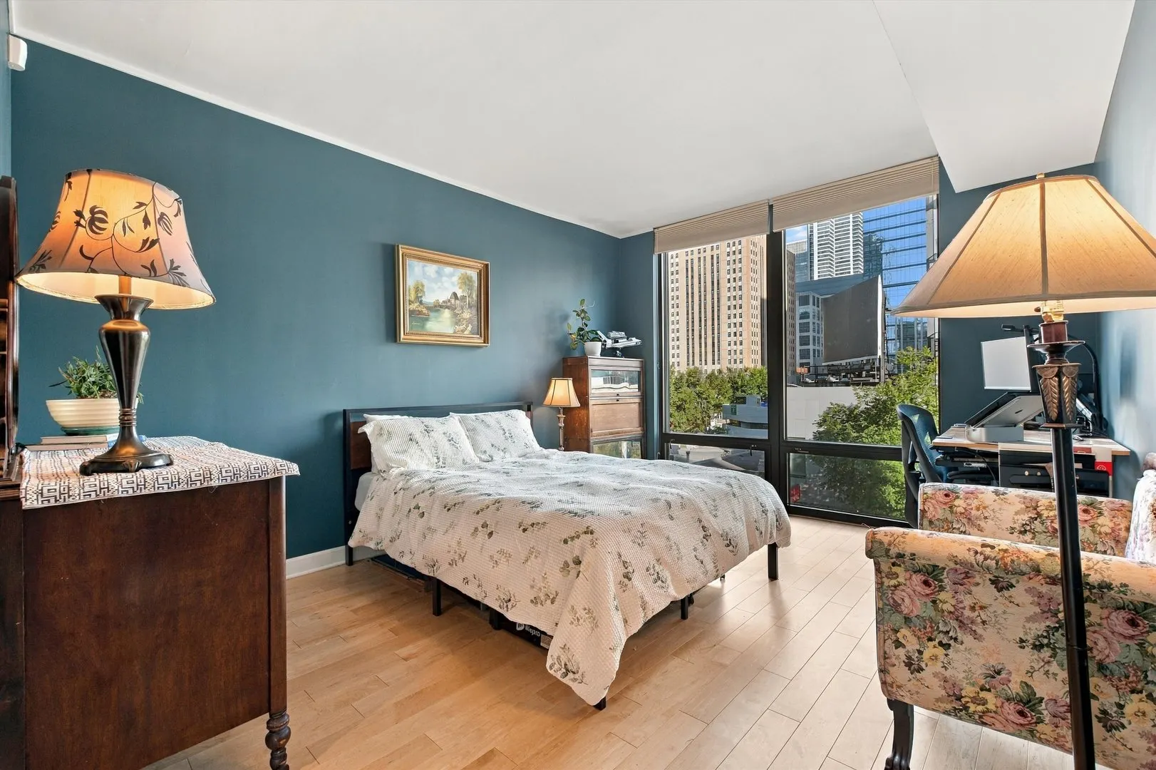 744 N Clark Street IL #301