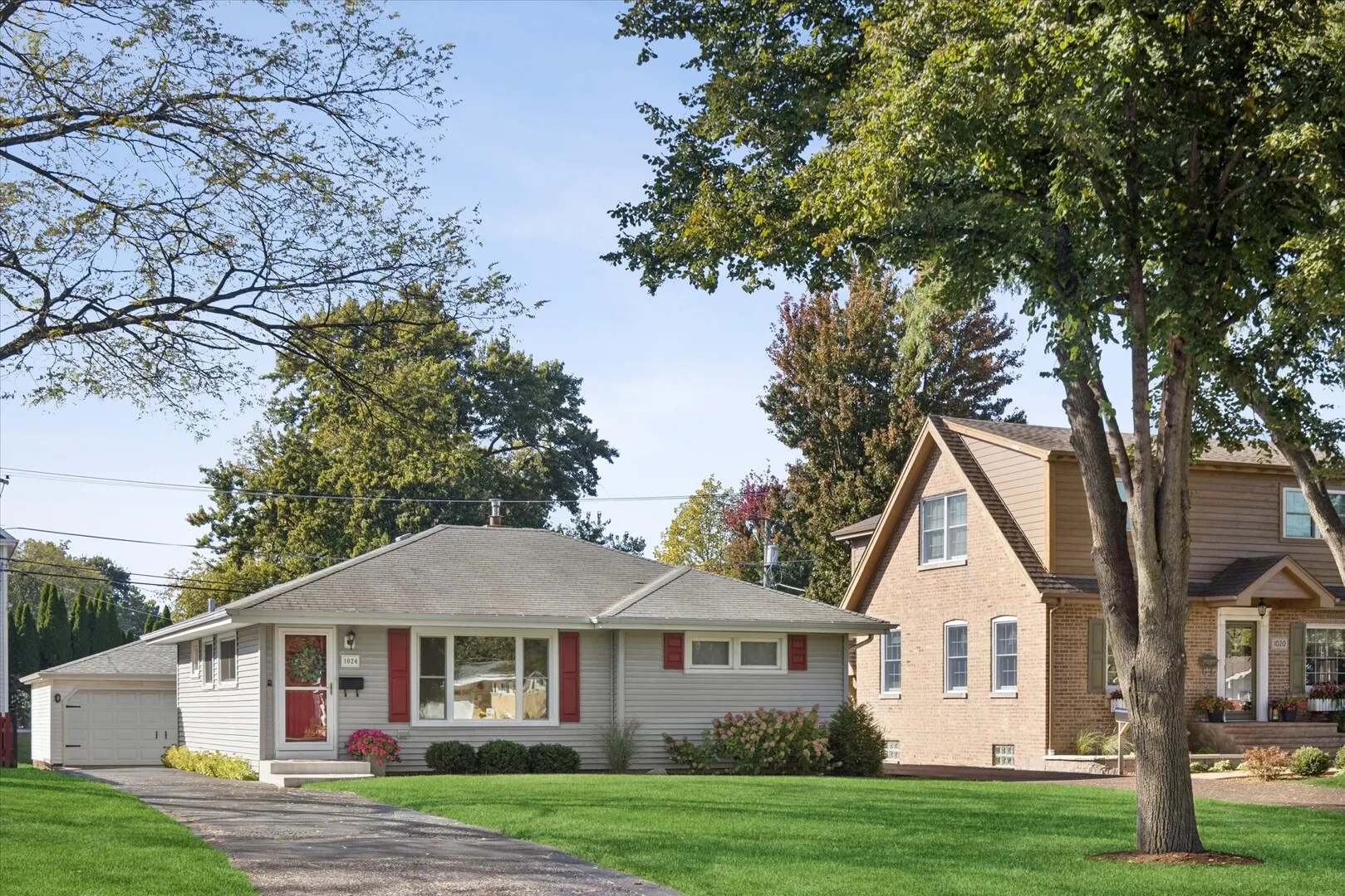 1024 S Summit Avenue IL