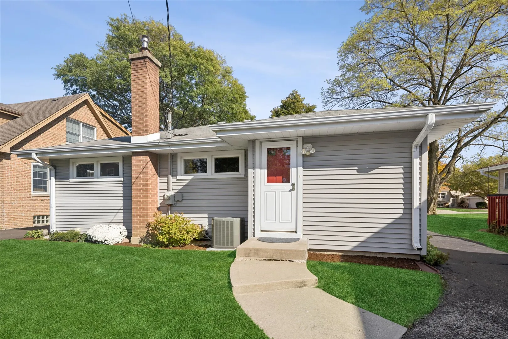 1024 S Summit Avenue IL