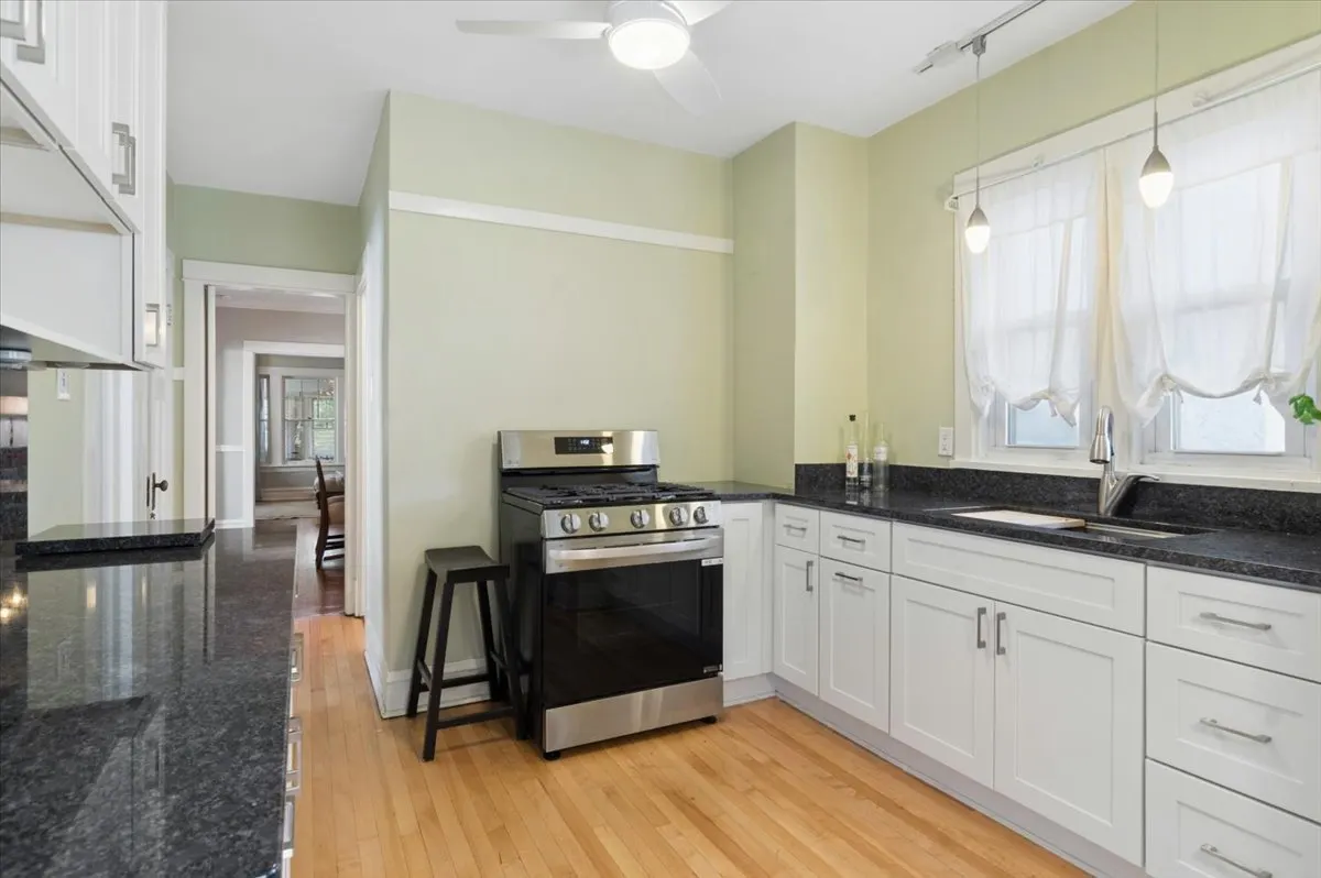 1041 S Elmwood Avenue IL