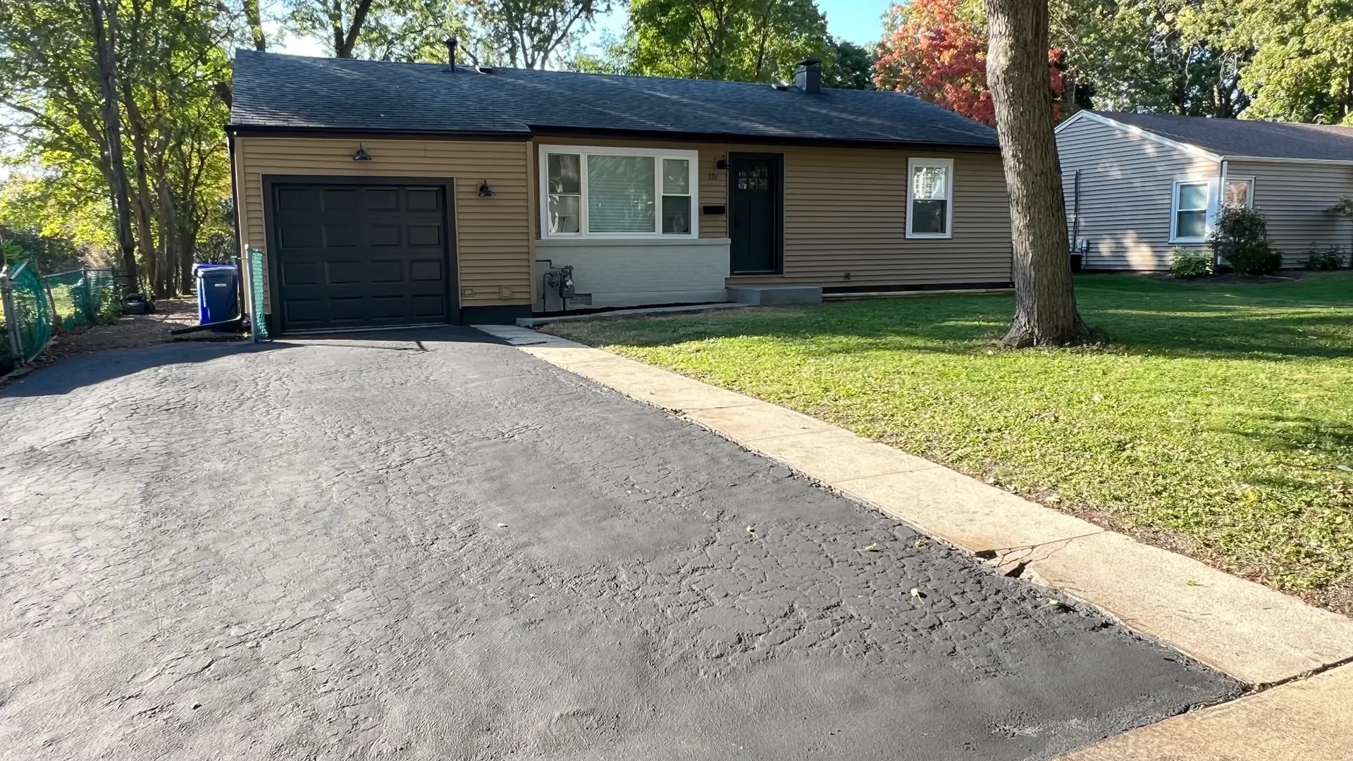 526 Crest Street IL