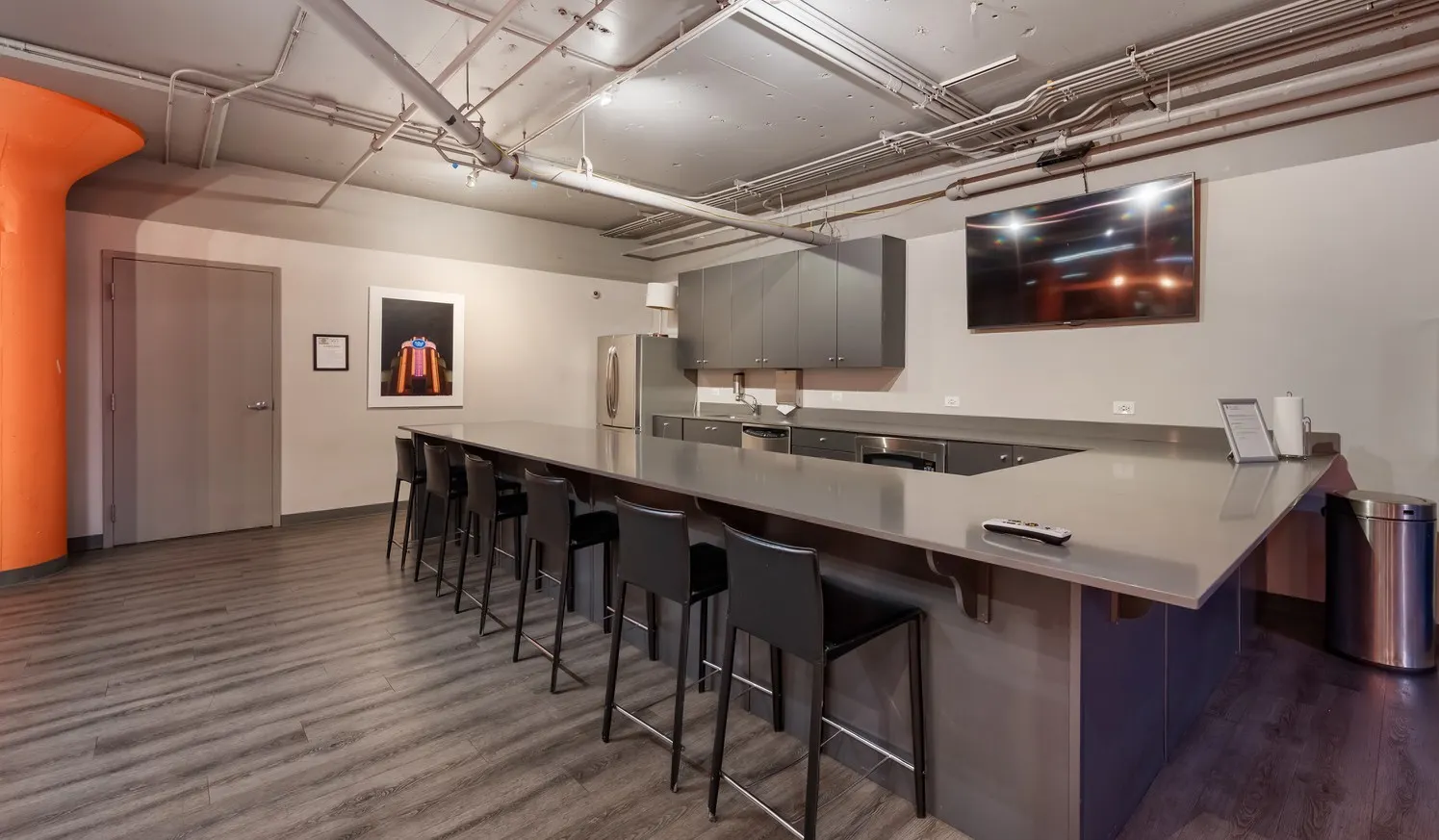 565 W Quincy Street IL #1216