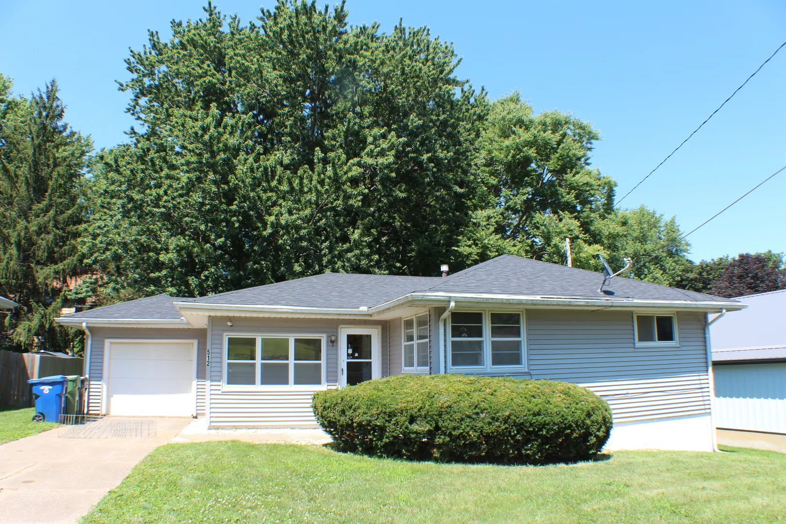 512 18th Avenue IA