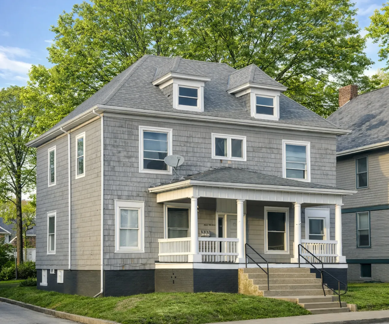 413 W Columbia Terrace IL