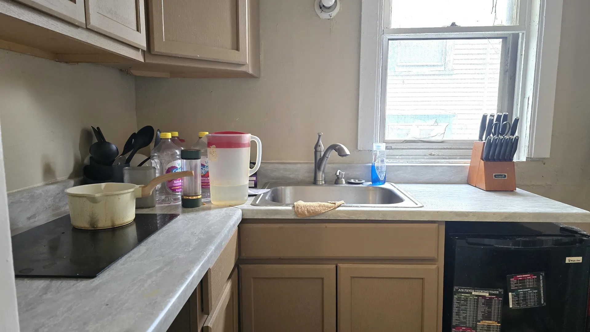 413 W Columbia Terrace IL