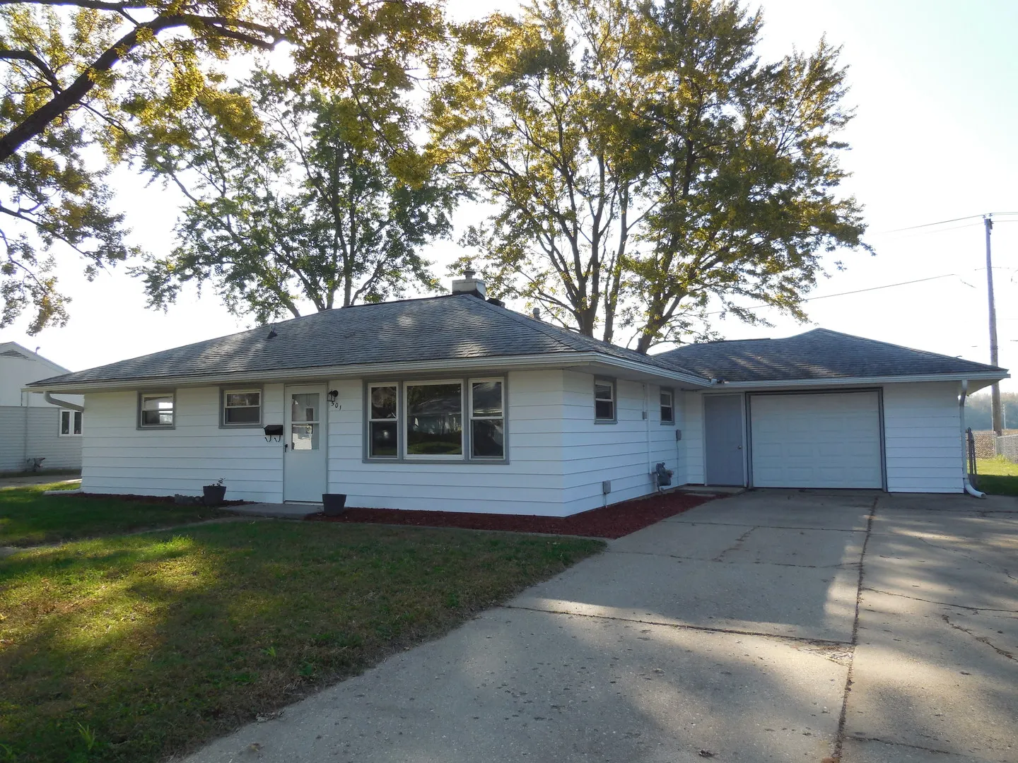 501 W 20th Street IL