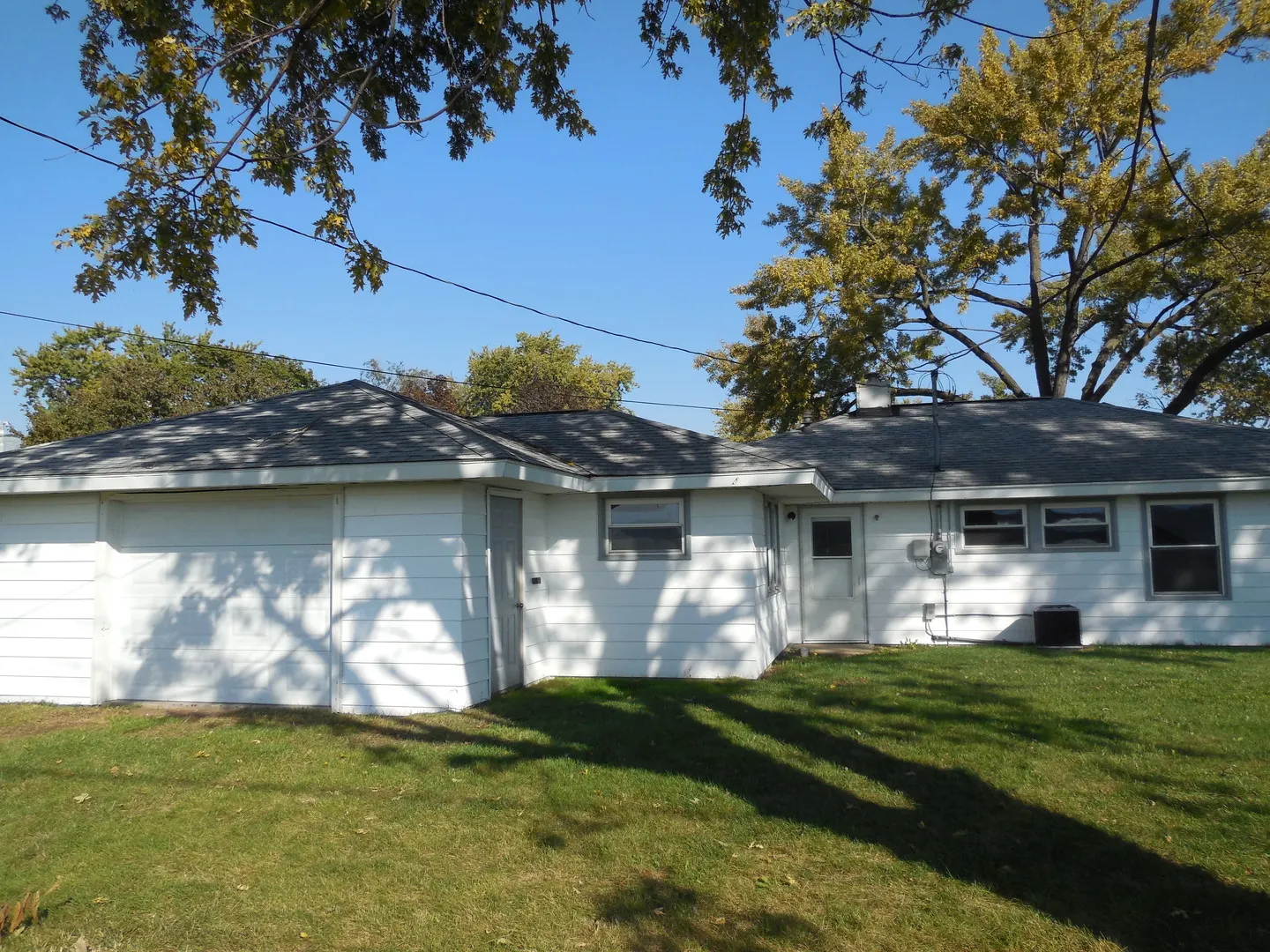 501 W 20th Street IL
