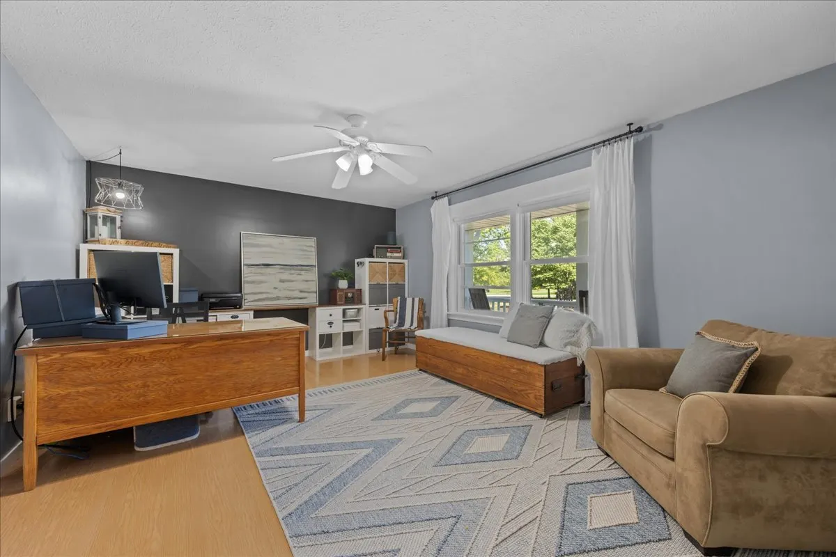 9N424 Tamara Drive IL